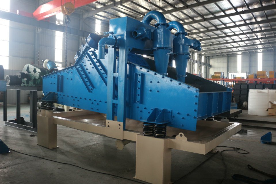 隆中重工談一下制砂生產(chǎn)線的組成